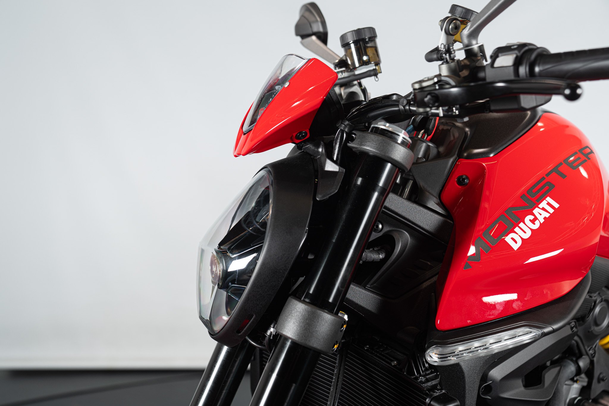Ducati MONSTER 