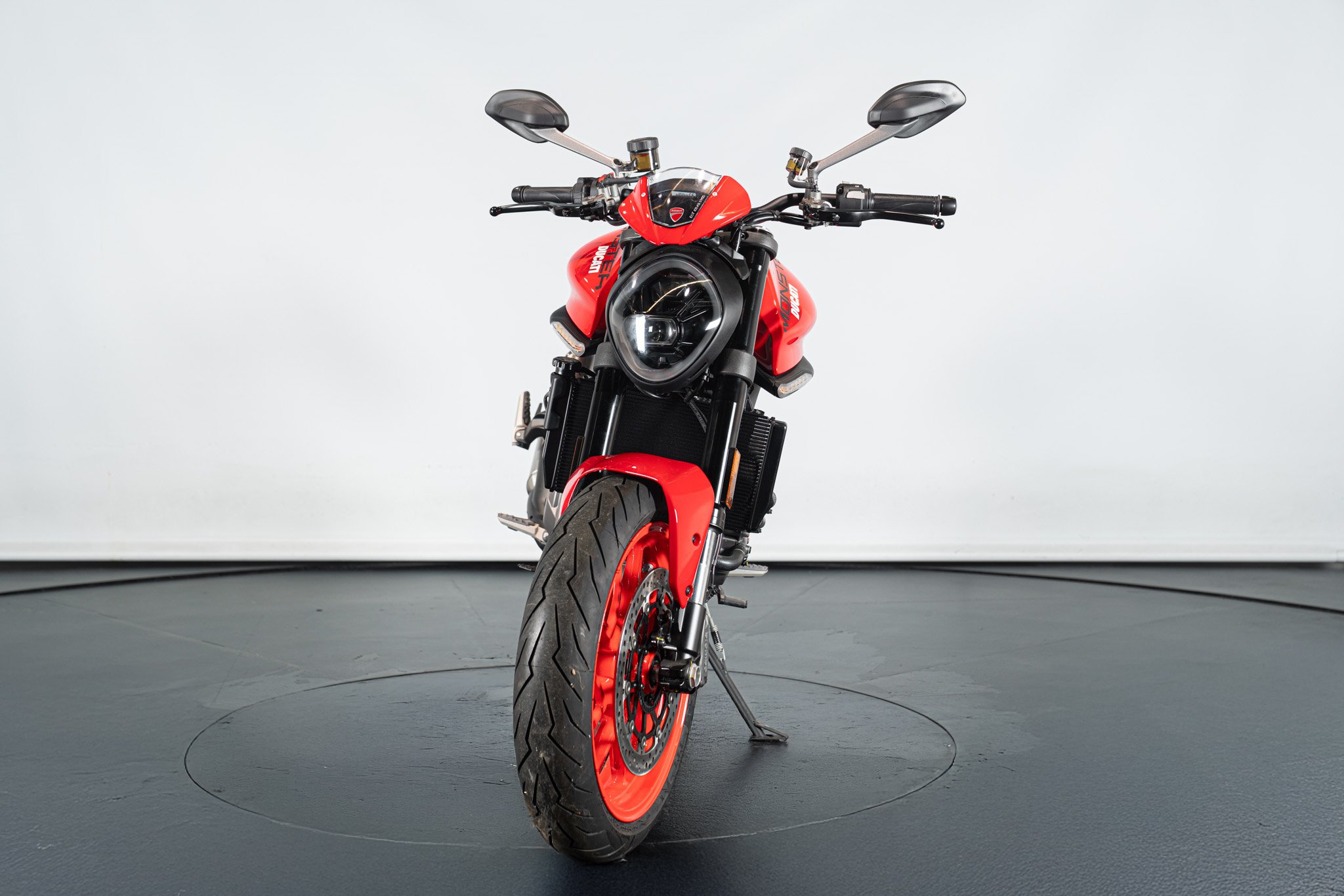Ducati MONSTER 