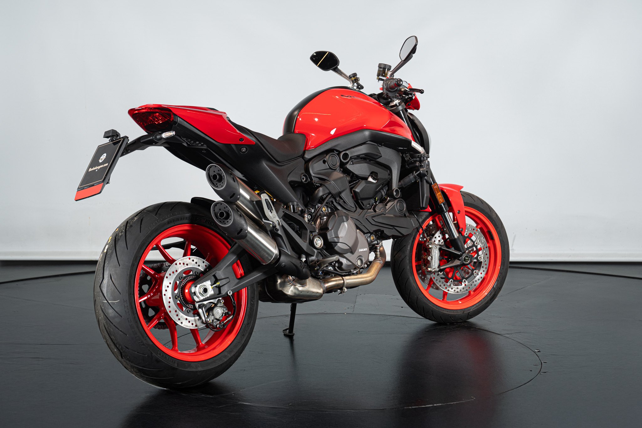 Ducati MONSTER 