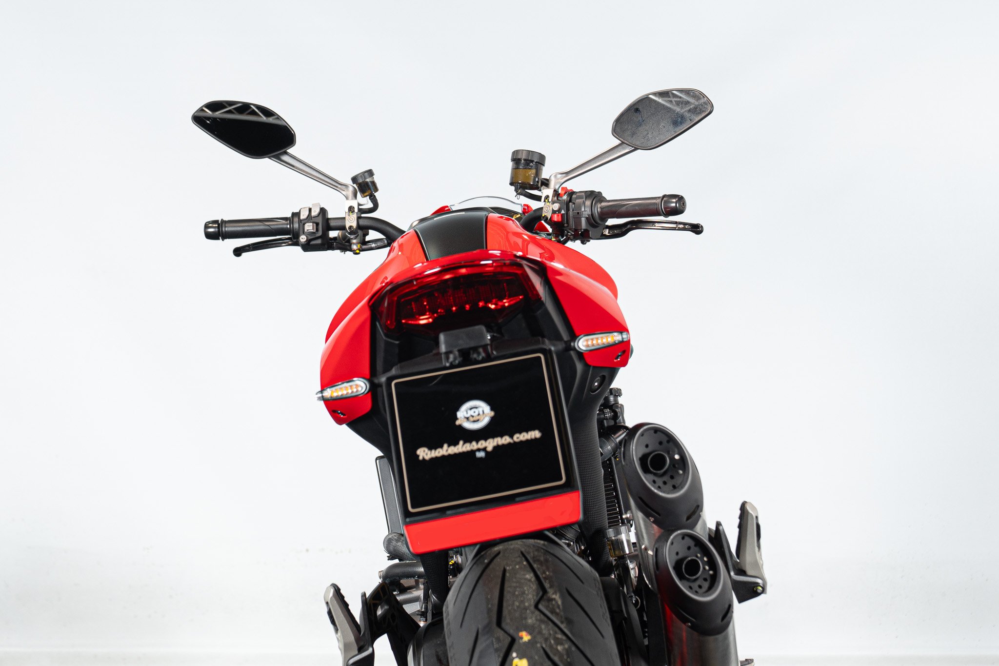 Ducati MONSTER 