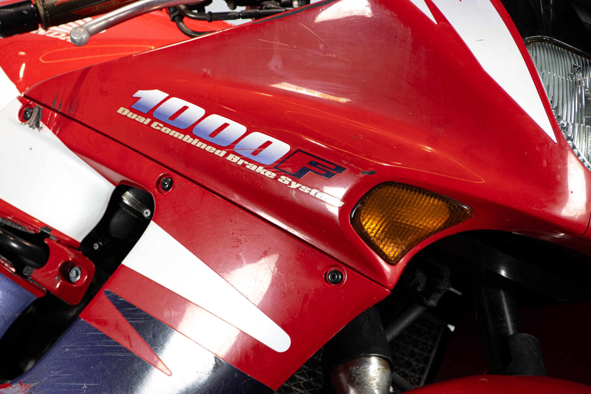 Honda CBR 1000 F 