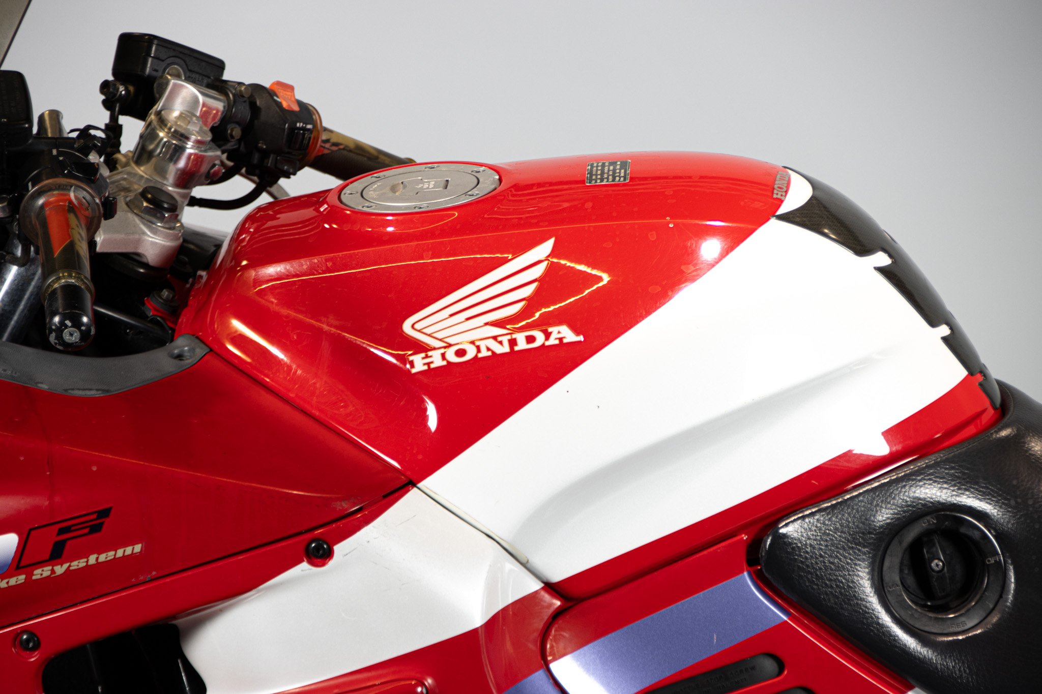 Honda CBR 1000 F 