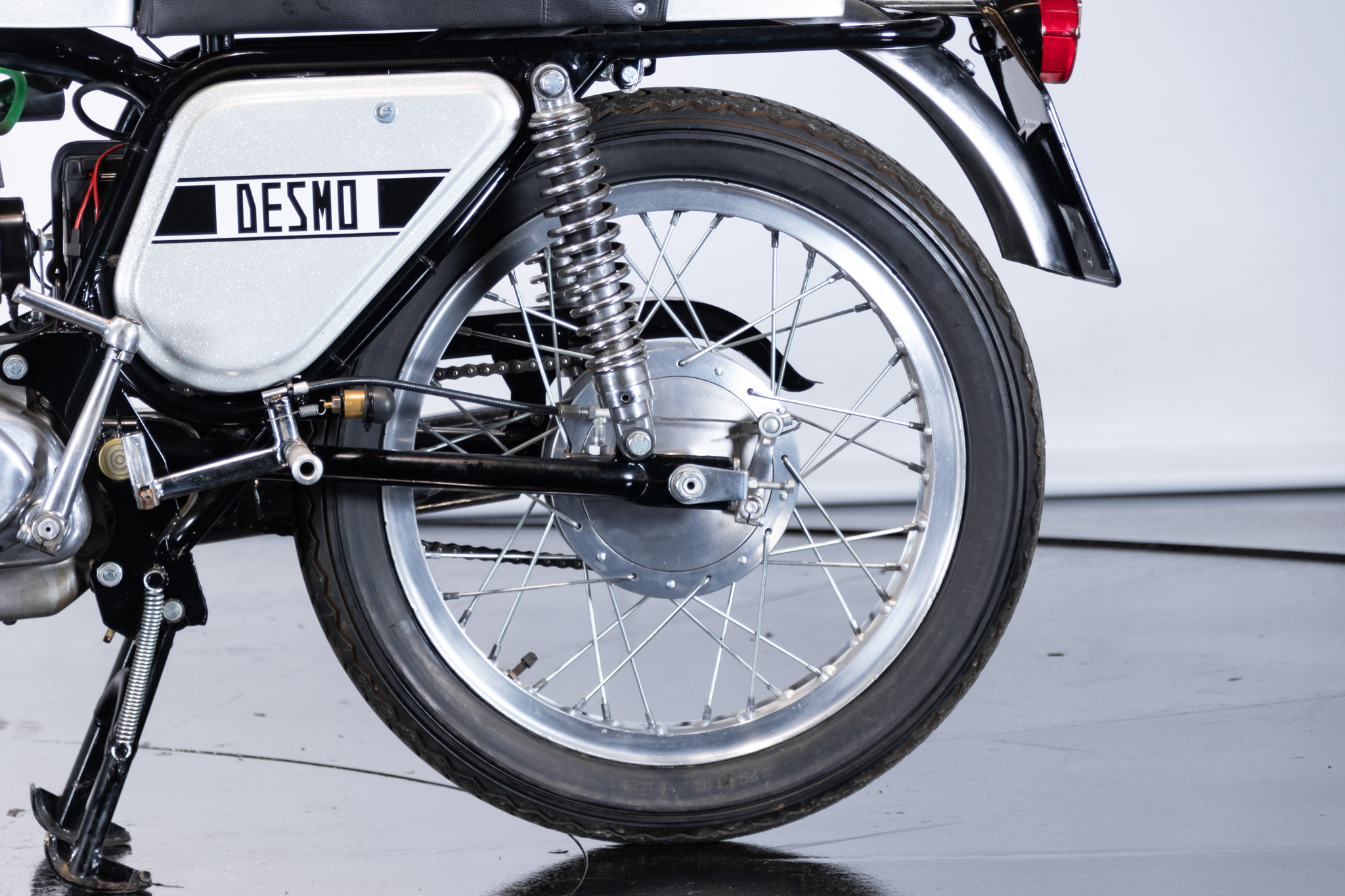 Ducati 350 Desmo 