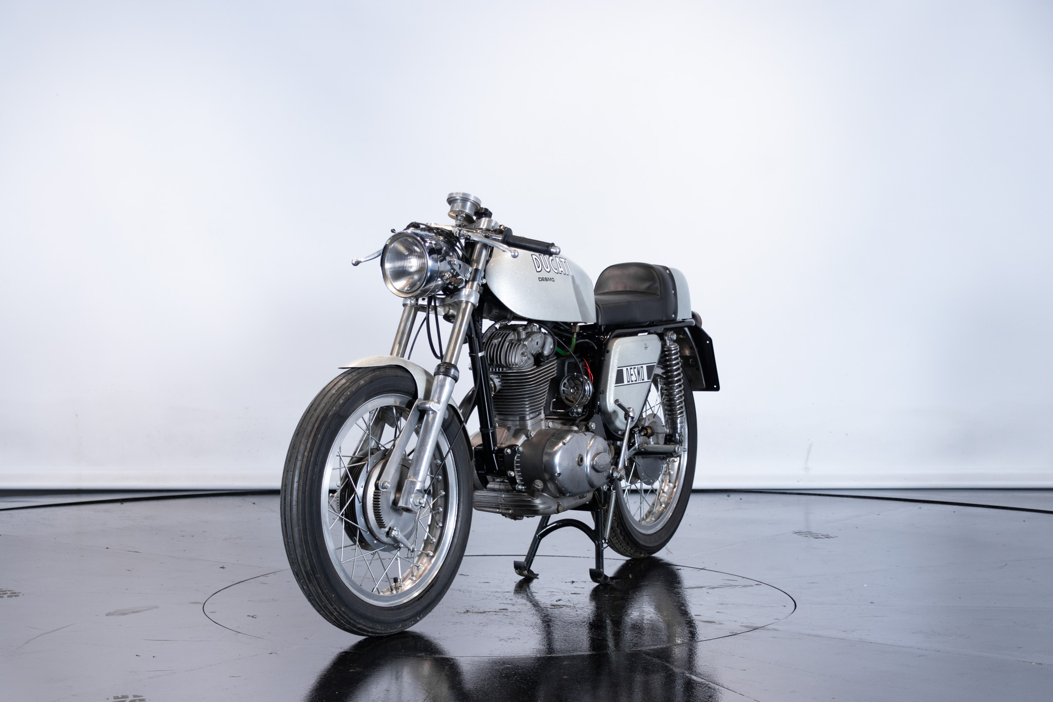 Ducati 350 Desmo 