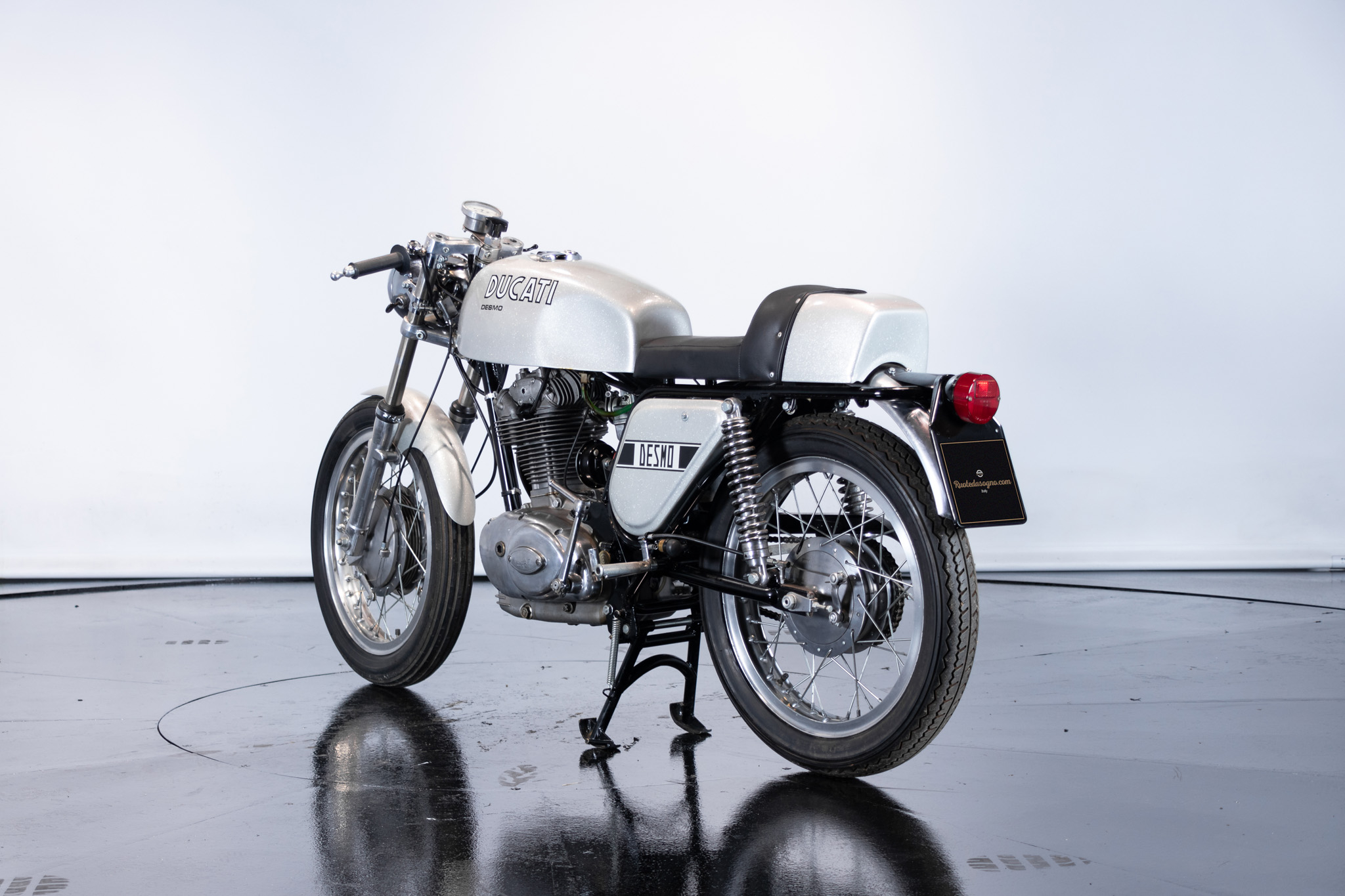Ducati 350 Desmo 