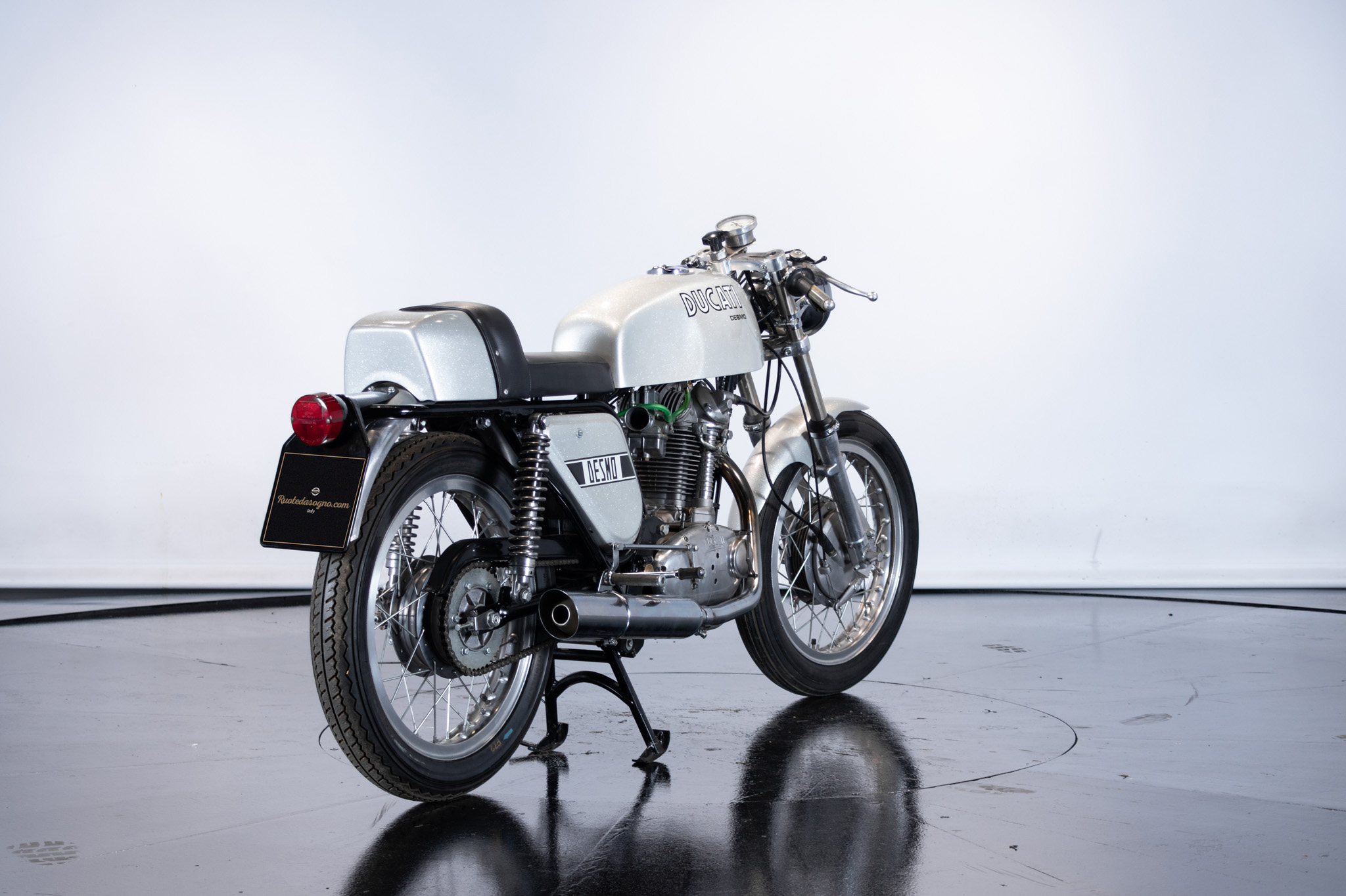 Ducati 350 Desmo 