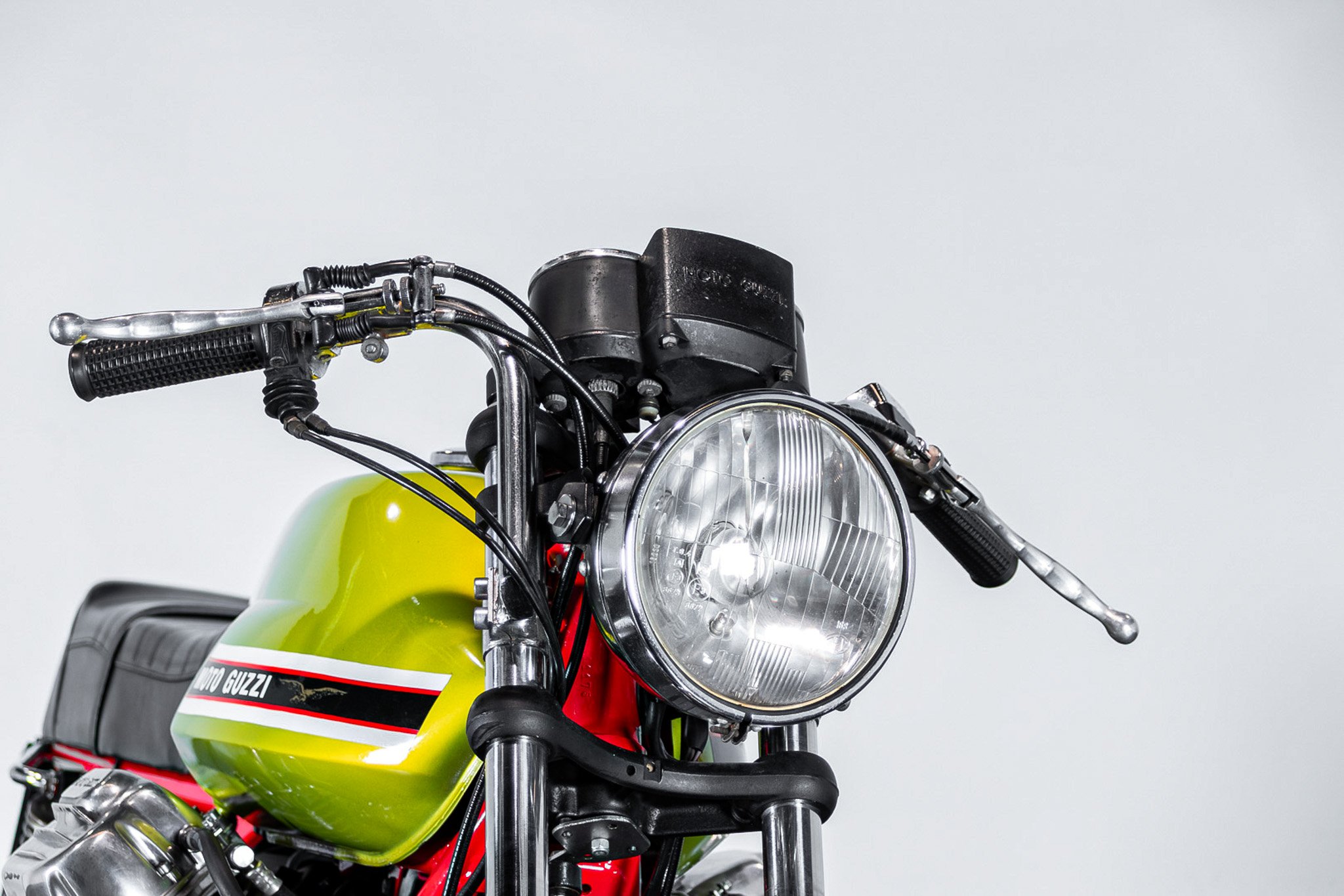Moto Guzzi V7 SPORT \"Telaio Rosso\" 