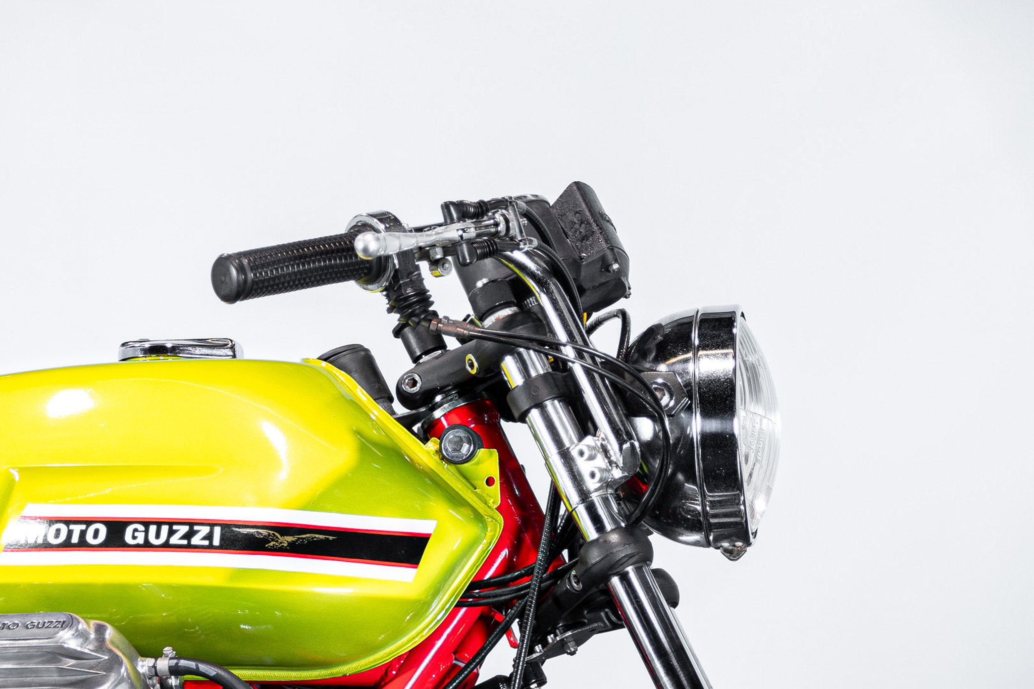 Moto Guzzi V7 SPORT \"Telaio Rosso\" 