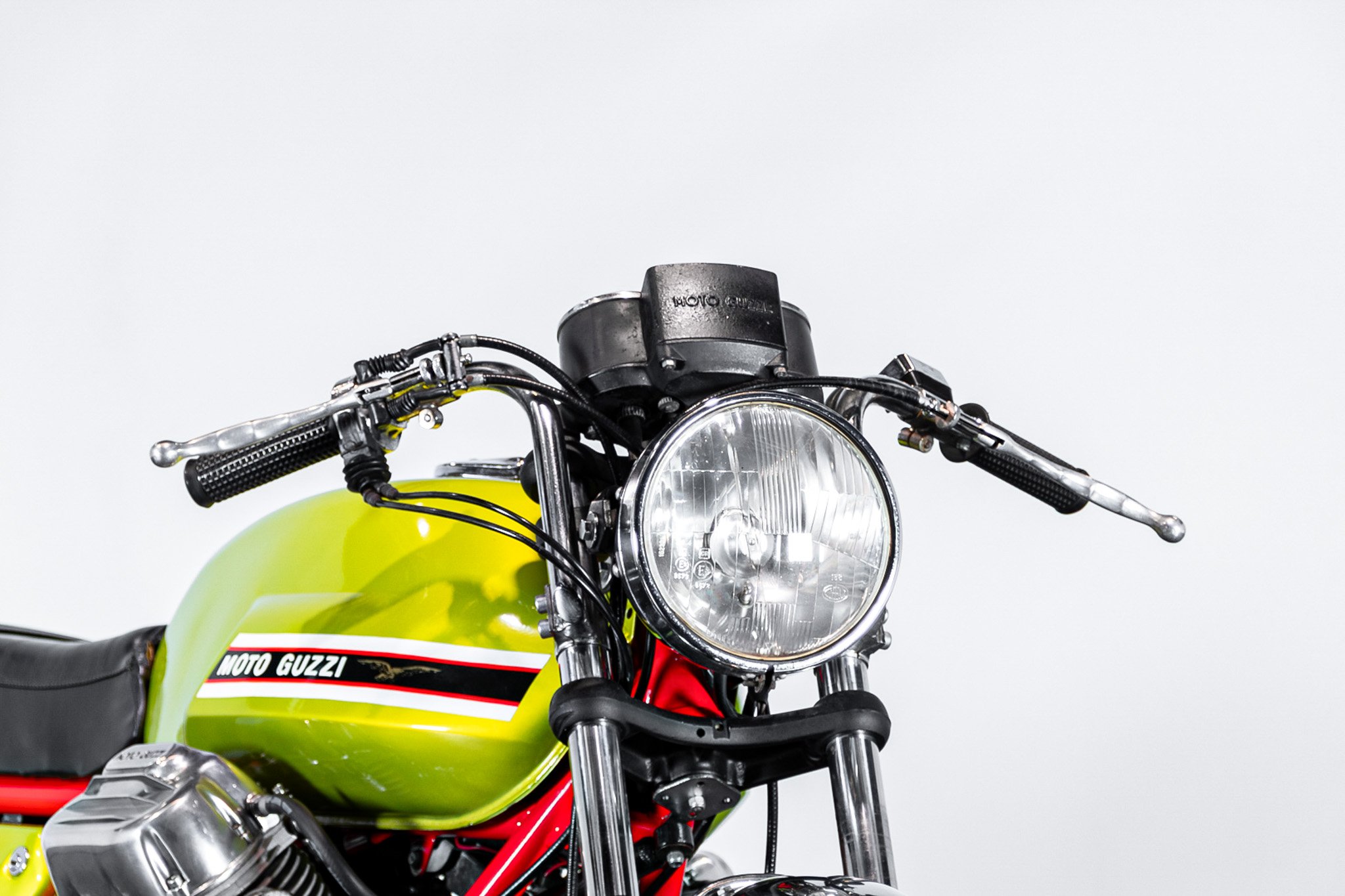 Moto Guzzi V7 SPORT \"Telaio Rosso\" 