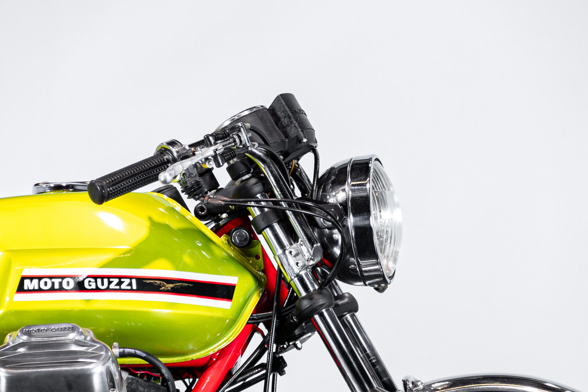 Moto Guzzi V7 SPORT \"Telaio Rosso\" 