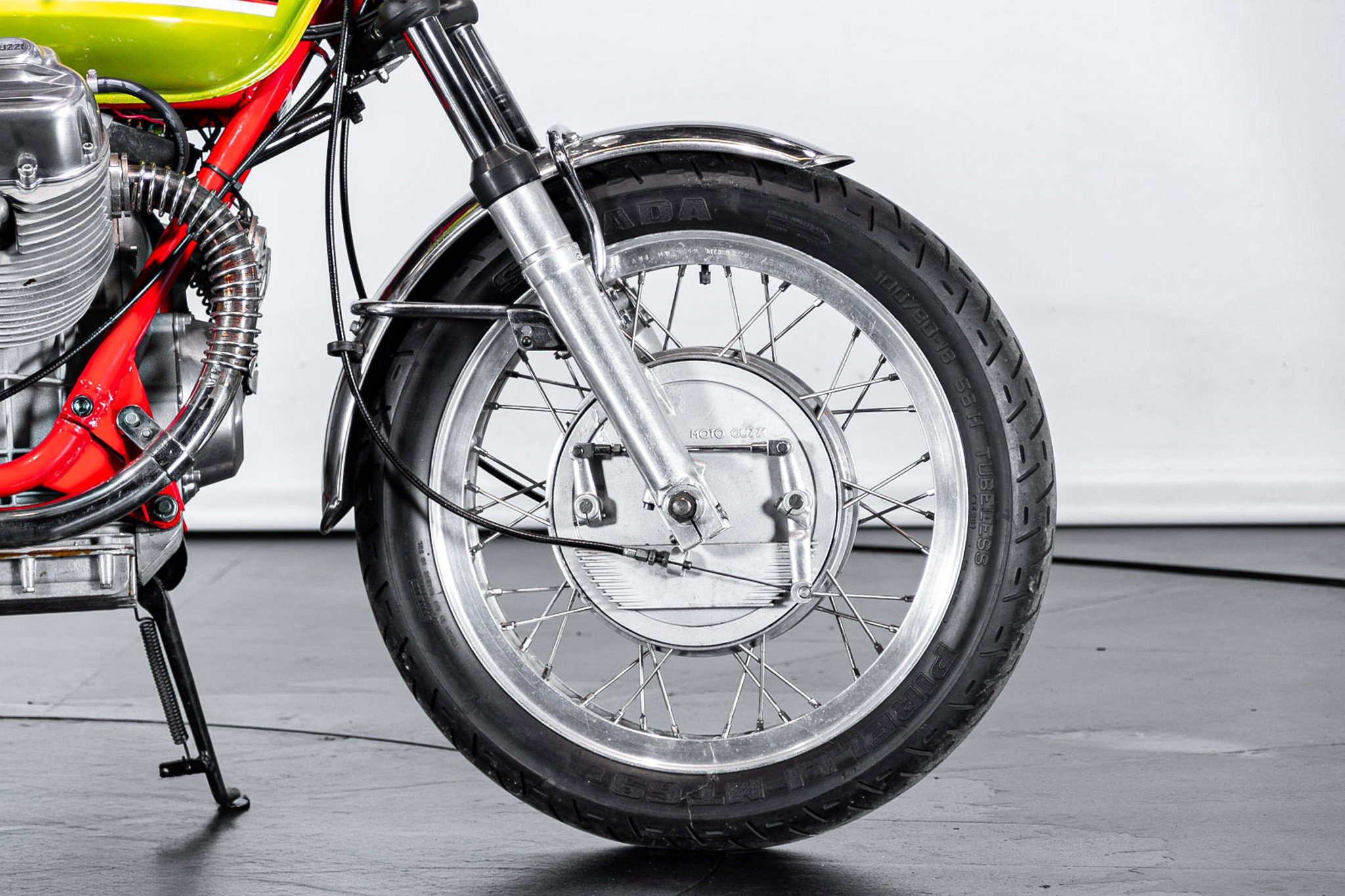 Moto Guzzi V7 SPORT \"Telaio Rosso\" 