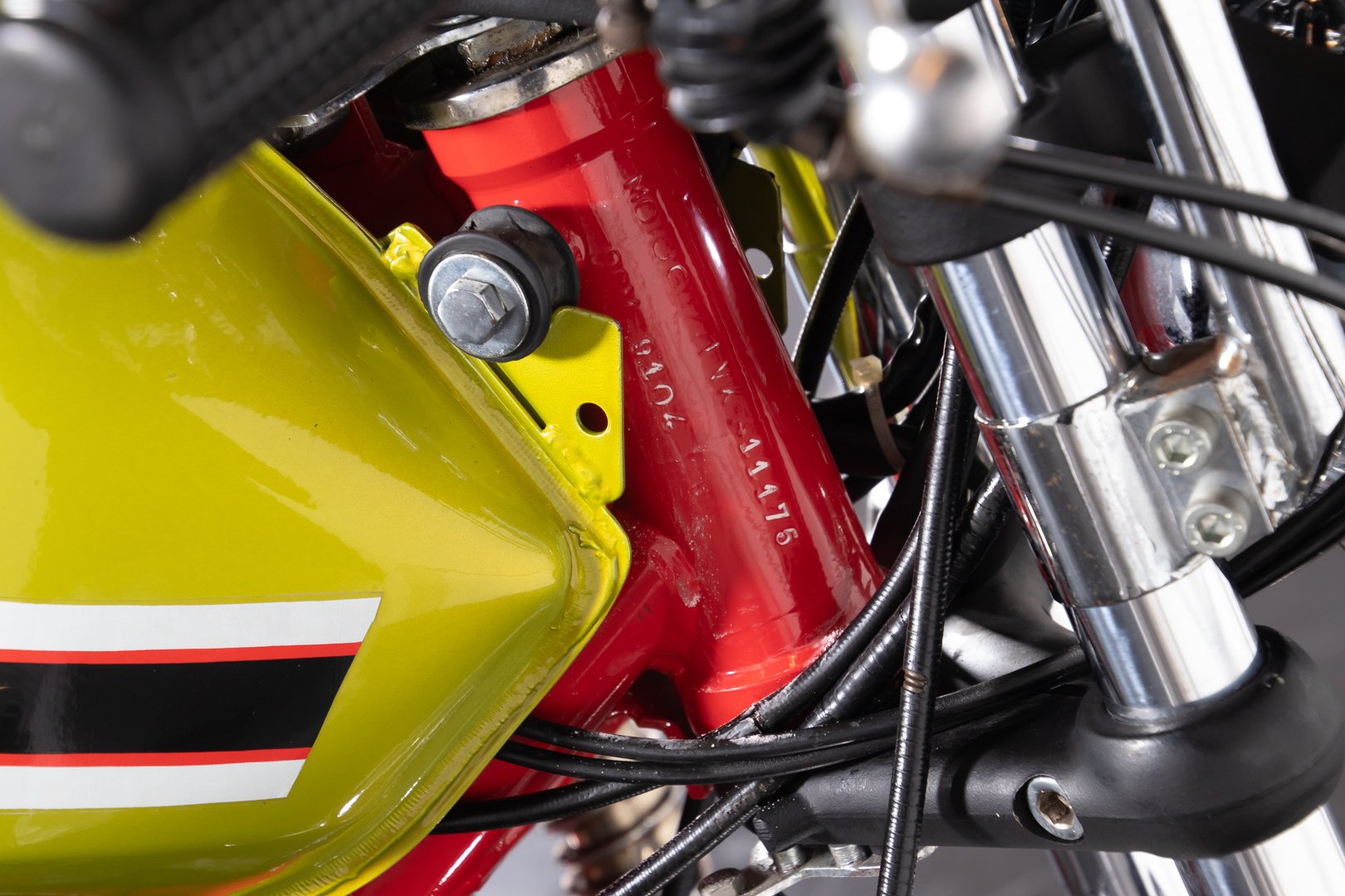 Moto Guzzi V7 SPORT \"Telaio Rosso\" 