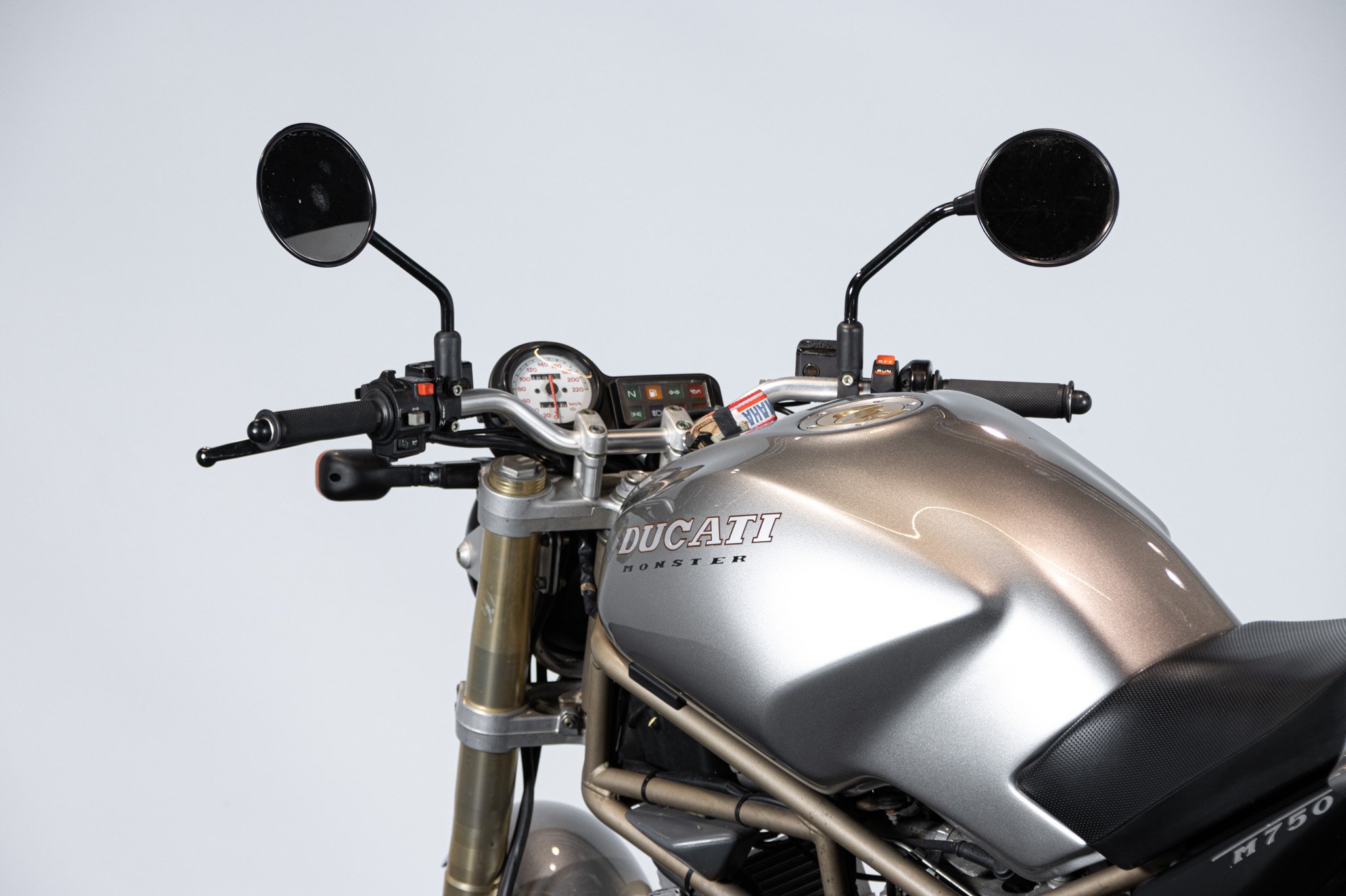 Ducati MONSTER M 750 