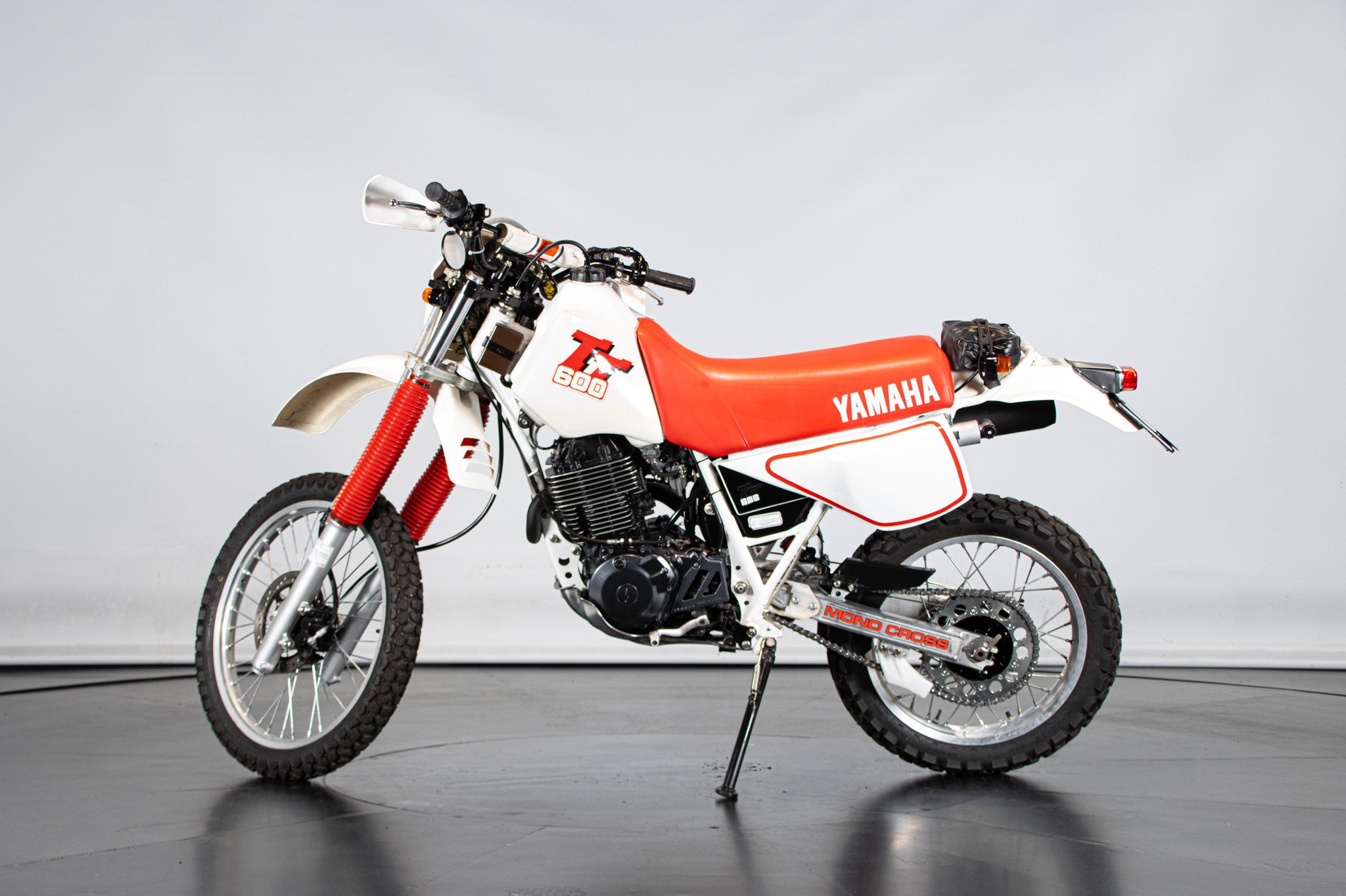 Tt600 Machine Yamaha TT 600 - BIDaBIKE