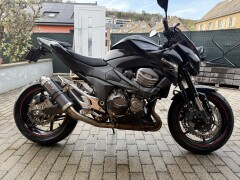 Kawasaki Z800e 