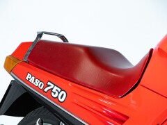 Ducati PASO 750 