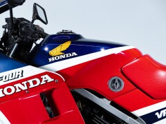 Honda VF 500 F 