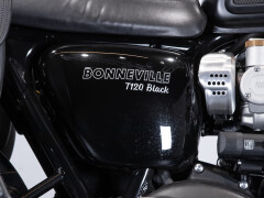 Triumph BONNEVILLE T120 BLACK 