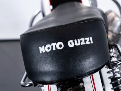 Moto Guzzi MOTO GUZZI V7 700 