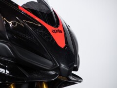 Aprilia RSV4 FACTORY WORKS 