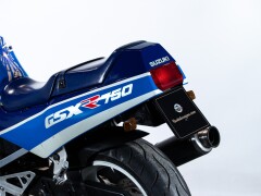 Suzuki GSXR 750 