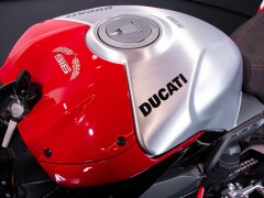 Ducati PANIGALE V4 SP2 30° Anniversario 916V 