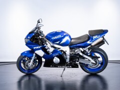 Yamaha R6 